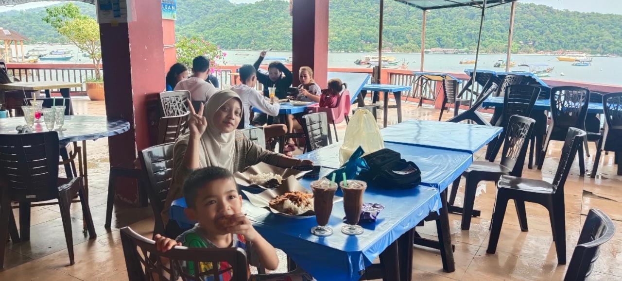Отель Perhentian Hazipah Kampong Pasir Hantu Экстерьер фото